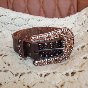 NOCONA Leather Rhinestone Belt size small